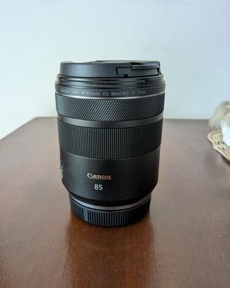 Canon RF 85 f/2 IS STM