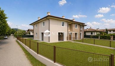 Rif.AS315| bifamiliare asolo