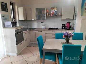  cucina modello Gaia e frigo liheberr 