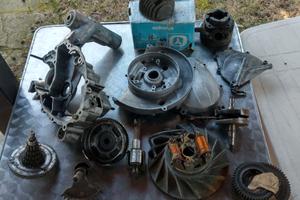 MOTORE INTEGRO PER VESPA 50 FARO ROTONDO V5A1M