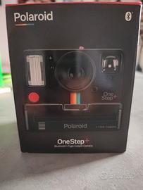 polaroid One step