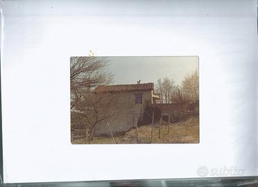 Cascinotto con terreno circostante e pozzo