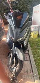 Yamaha X Max 400