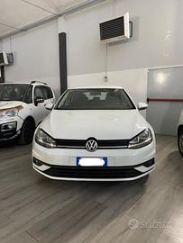 Volkswagen Golf 1.0 TSI 85 CV 5p. Trendline BlueMo