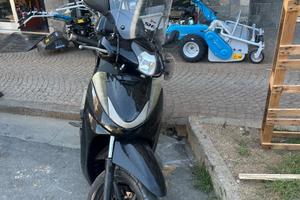 Sh 300