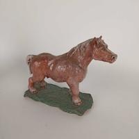 Cavallo in terracotta firmato Sergio Croci