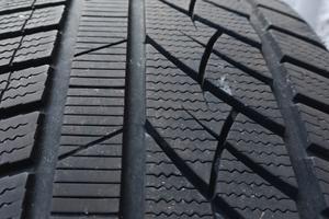 gomme 215 55 R18