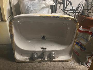 LAVABO
