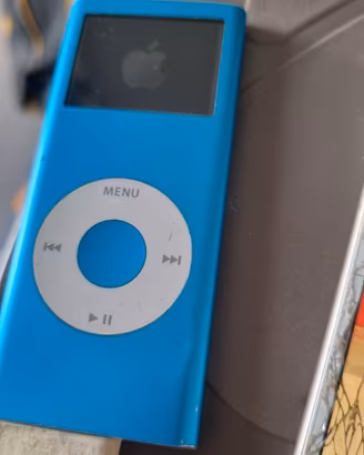 3568NN-Apple iPod Nano 2