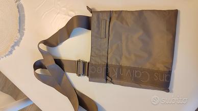 Tracolla Calvin Klein marrone