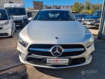Mercedes-benz A 200 d Automatic Premium Sedan