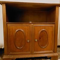 mobiletto in legno