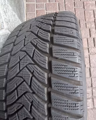 Pneumatici 225 40/R18 92v