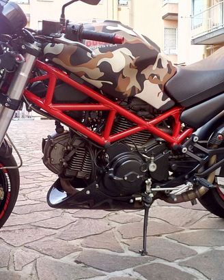 Ducati Monster 695