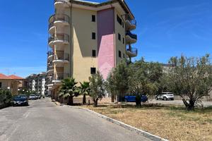 3 LOCALI A LAMEZIA TERME