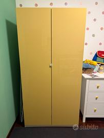 Armadio Ikea Pax 100x58x201 con ante gialle e cass