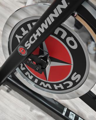 SCHWINN IC7 BICICLETTA SPINNING