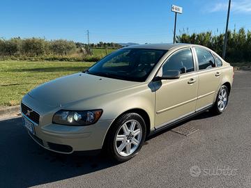 Volvo S40 2004 2.4 benzina 5 cilindri 170cv