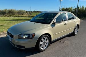 Volvo S40 2004 2.4 benzina 5 cilindri 170cv