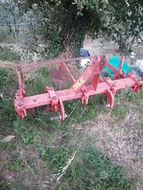 Estirpatore per trattore