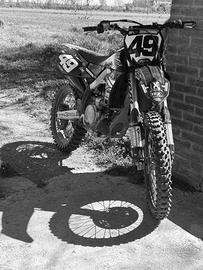 kx e yz 450