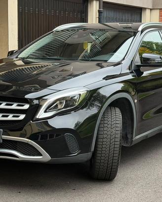Mercedes-benz CLA 180 d Automatic Premium