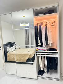 Armadio specchio tre ante con led