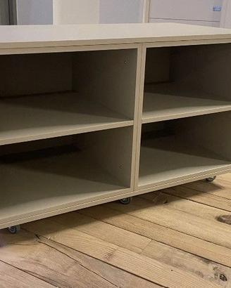ESPOSITORI E MODULI PER NEGOZIO O CASA