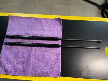 Pistoncini baule nuovi per BMW Serie 1 f20