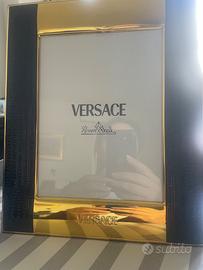 Cornice Versace mai utilizzata