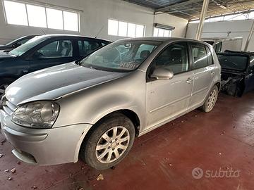 Golf 5 2003/2008 per pezzi di ricambio