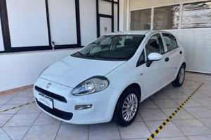 FIAT Punto 1.2 Young 69cv