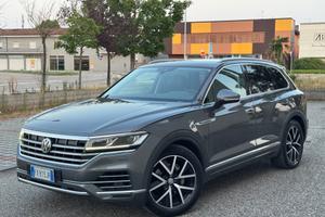 Volkswagen Touareg 3.0 V6 TDI 231cv Garanzia