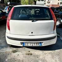 fiat punto 