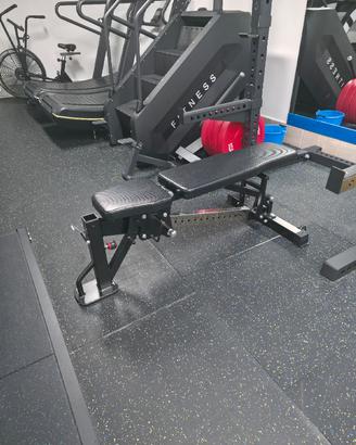 panca regolabile con movimento a slitta