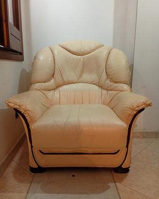 Poltrona in pelle.