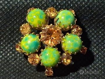 Spilla vintage a forma di fiore