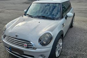 Mini cooper d camden 50th anniversario