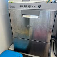 Lava piatti lava bicchieri professionale