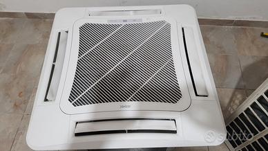 Condizionatore INVERTER AERMEC 28000 btu