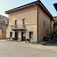 2 LOCALI A GRUGLIASCO