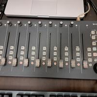 controller fader motorizzati icon platform m+