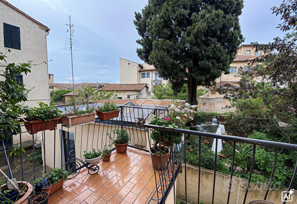 CASA SEMINDIPENDENTE A PRATO
