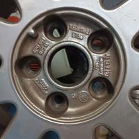 cerchi audi A3 uno da sistemare