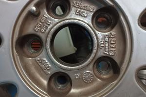 cerchi audi A3 uno da sistemare