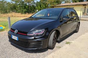 Volkswagen Golf 1.6 TDI 110 CV DSG 5p. Executive B