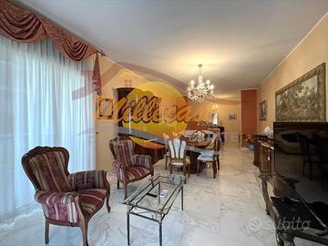 Attico con terrazzo scalagreca rif2252