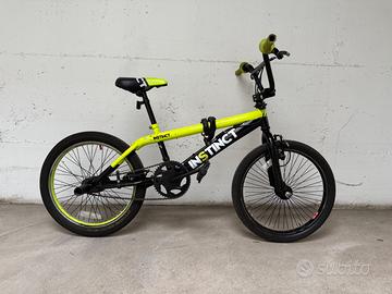 BMX Instinct con kit snodo per 360º manubrio