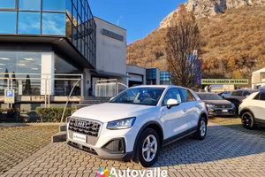 Audi Q2 35 TFSI S TRONIC