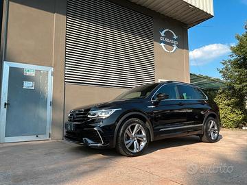 Volkswagen Tiguan 2.0 tdi R-Line 150cv dsg - FULL 